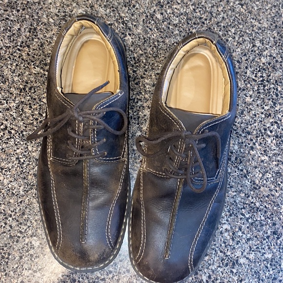 Leather dockers dress shoes/ church shoes